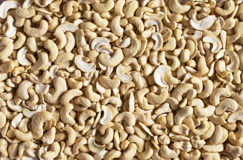 Cashew Natural Split - halves 22.68 kg