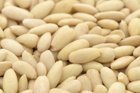 Organic blanched almonds 25 kg