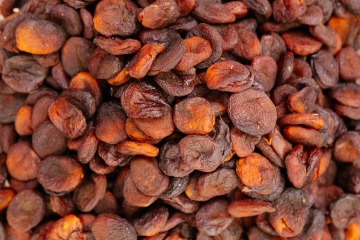 Organic dried apricots 12.5 kg