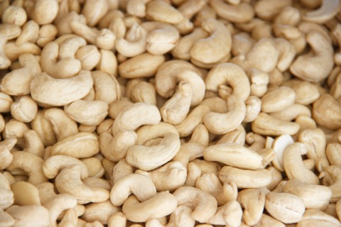 Cashews Natural W320 22.68 kg