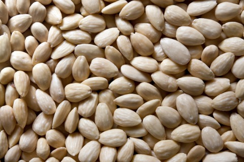 Blanched almonds 25 kg