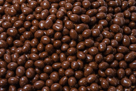Cacahuètes enrobées de chocolat noir 10 kg